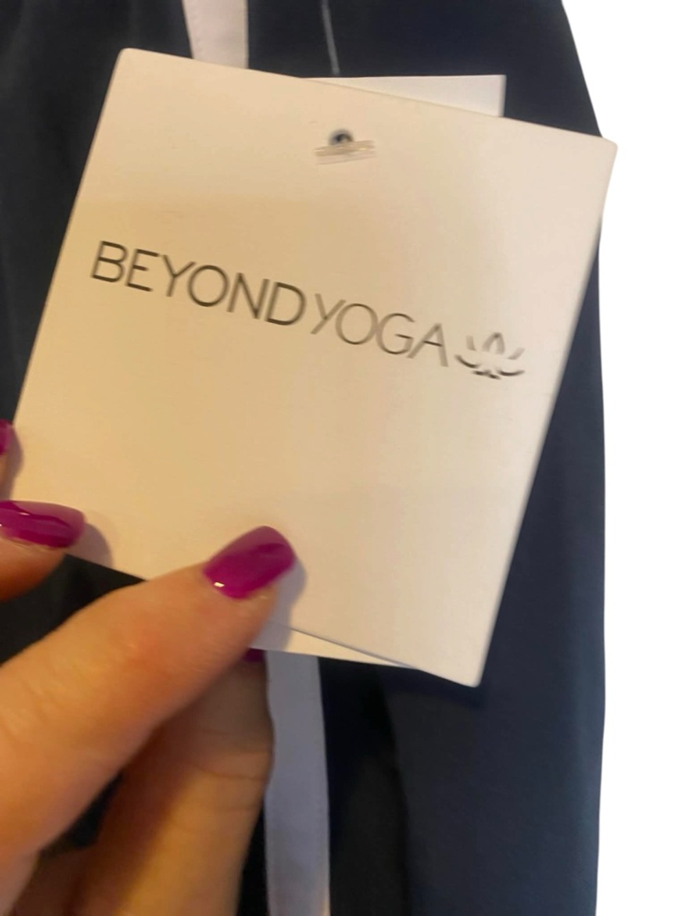NWT Beyond Yoga 1/2 zip pullover and shorts set NAVY Size L - Picture 4 of 6